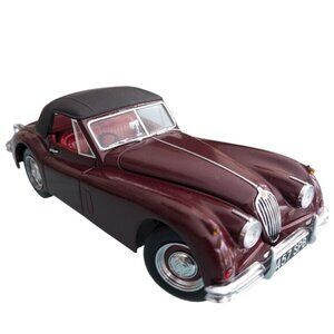 Sun Star 1955 Jaguar XK 140 Convertible 1:18 Die Cast Model Car Rare Collectible